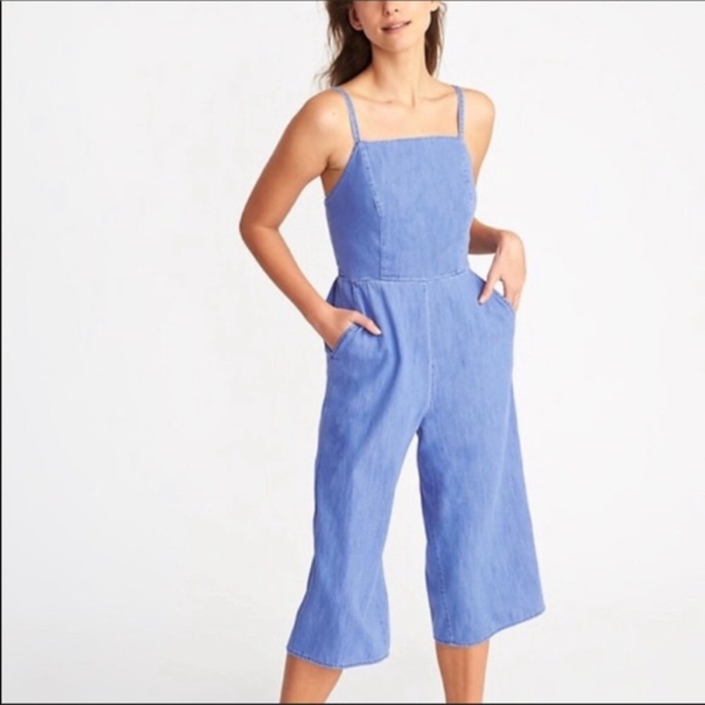 Old Navy Denim Sleeveless Jumpsuit (with pockets!)